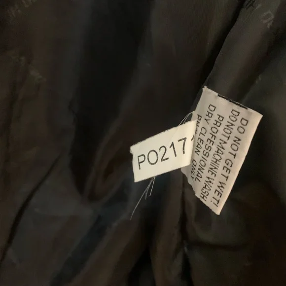 Men’s Lakers Jacket - Picture 6 of 15